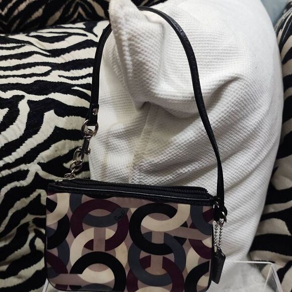 COACH Ashley Scarf Print Wristlet - Picture 5 of 9